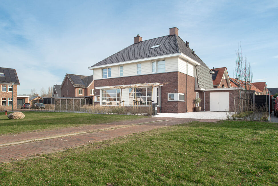 BME-_pho0577-Meelzolder-34-36-LR-2